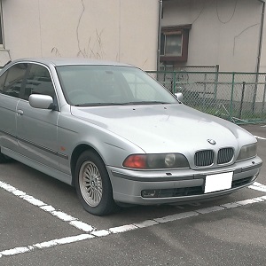BMW ５２８ｉ 平成12年式